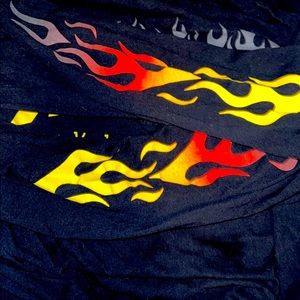 it’s from rue21 , it’s a size large.